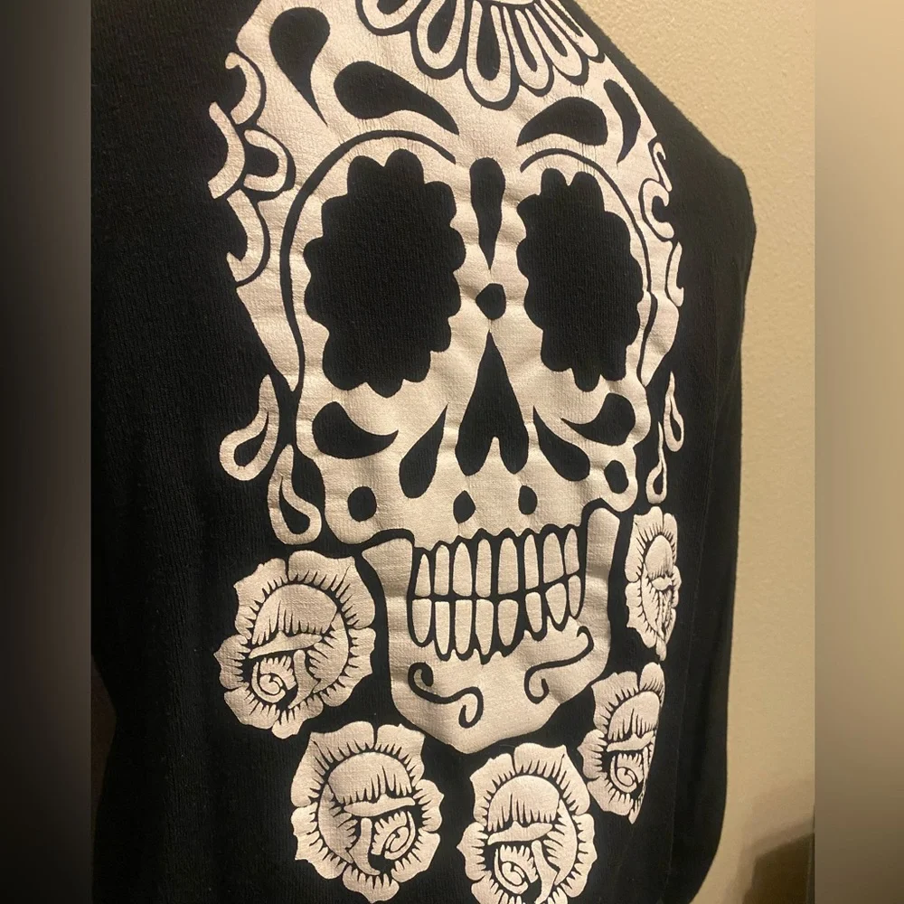 Teenage Runaway sugar skull and roses button up cardigan - Picture 4 of 8